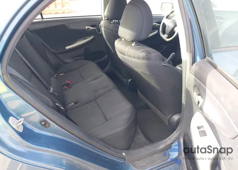 2013 Toyota Corolla S z USA, uszkodzony, nr VIN 5YFBU4EE7DP197818